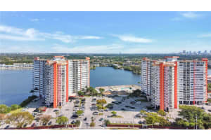 1351 NE Miami Gardens Dr #326e, Miami, FL 33179, Sold 10/07/22