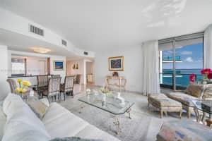 1331 Brickell Bay Dr APT 1208, Miami, FL 33131, Sold 05/18/22