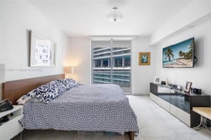 1331 Brickell Bay Dr APT 1208, Miami, FL 33131, Sold 05/18/22