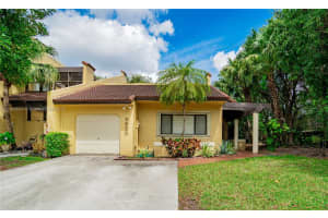 9850 Costa Del Sol Blvd e 94a, Doral, FL 33178, Sold 05/06/22