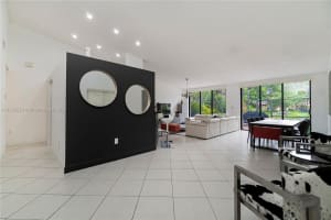 9850 Costa Del Sol Blvd e 94a, Doral, FL 33178, Sold 05/06/22