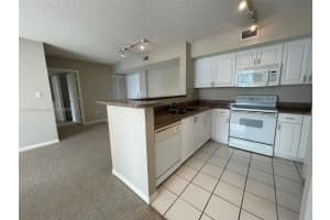 1155 Brickell Bay Dr #2203, Miami, FL 33131, Sold 05/06/22