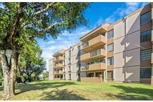 5900 SW 127th Ave APT 3411, Miami, FL 33183, Sold 09/14/22