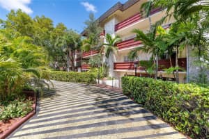 1205 Mariposa Ave APT 206, Coral Gables, FL 33146, Sold 06/10/22