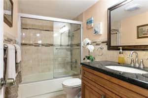 1024 SE 3rd Ave APT 303, Dania Beach, FL 33004, Sold 05/18/22