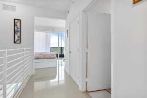 60 SW 13th St #1605, Miami, FL 33130, Sold 05/12/22