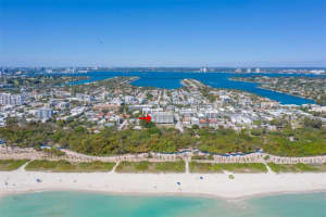 8233 Harding Ave APT 407, Miami Beach, FL 33141, Sold 05/31/22