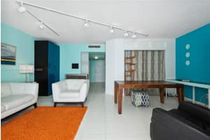 5401 Collins Ave APT 632, Miami Beach, FL 33140, Sold 06/03/22