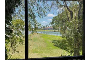 10370 SW 220th St APT 229, Cutler Bay, FL 33190, Sold 06/10/22