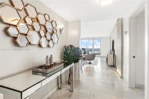 2301 Collins Ave APT 638, Miami Beach, FL 33139, Sold 05/19/22