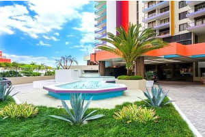 1581 Brickell Ave APT 708, Miami, FL 33129, Sold 06/03/22