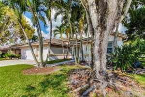 3340 Overlook Rd, Davie, FL 33328, Sold 06/01/22