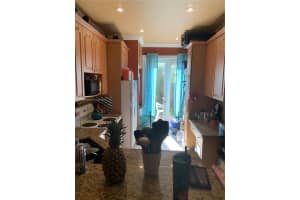 94 SW 15th Rd, Homestead, FL 33030, Sold 09/12/22