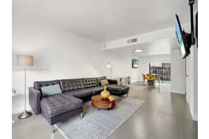 7819 SW 102nd Ln, Miami, FL 33156, Sold 05/19/22