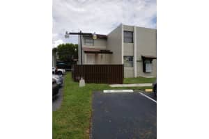 9980 NW 9th St Cir Apt 206-5, Miami, FL 33172, Sold 05/06/22
