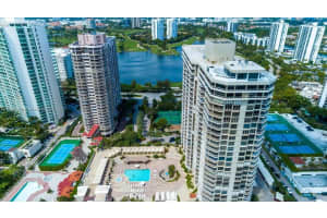 20191 E Country Club Dr APT 601, Aventura, FL 33180, Sold 07/05/22