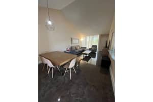 4884 NW 97th Pl #292, Doral, FL 33178, Sold 05/12/22