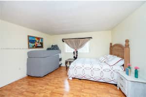 10 NW 87th Ave APT B214, Miami, FL 33172, Sold 06/03/22