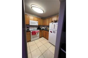 4324 NW 9th Ave 5 1f, Deerfield Beach, FL 33064, Sold 05/04/22