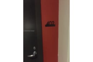 151 SE 1st St Apt 402, Miami, FL 33131, Sold 07/08/22