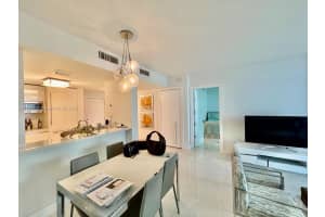 2101 Brickell Ave APT 3203, Miami, FL 33129, Sold 04/29/22