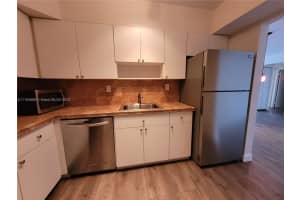 7963 SW 104th St a211, Miami, FL 33156, Sold 07/06/22