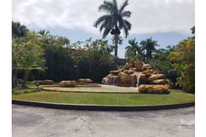 9490 SW 77th Ave APT N1, Miami, FL 33156, Sold 07/01/22