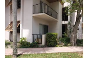 9490 SW 77th Ave APT N1, Miami, FL 33156, Sold 07/01/22