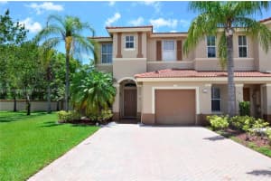 112 Riverwalk Cir, Sunrise, FL 33326, Sold 06/06/22