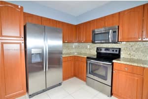 112 Riverwalk Cir, Sunrise, FL 33326, Sold 06/06/22