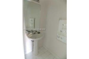 5620 NW 114th Path APT 212, Doral, FL 33178, Sold 05/23/22