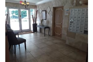 2710 S Ocean Dr APT 307, Hollywood, FL 33019, Sold 09/12/22