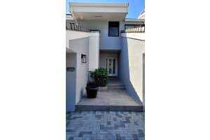 314 Poinciana Island Dr #806, Sunny Isles Beach, FL 33160, Sold 08/02/22