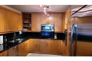 314 Poinciana Island Dr #806, Sunny Isles Beach, FL 33160, Sold 08/02/22