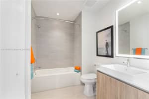 2960 NE 207th St #1102, Aventura, FL 33180, Sold 05/10/22