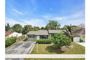 4829 SW 20th St, Fort Lauderdale, FL 33317, Sold 05/20/22