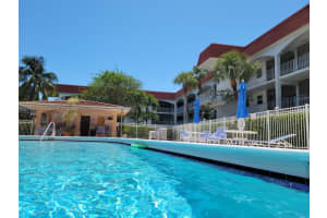 581 Blue Heron Dr 323 b, Hallandale Beach, FL 33009, Sold 06/30/22