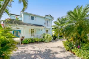 15982 SW 96th Terrace, Miami, FL 33196, Sold 06/07/22