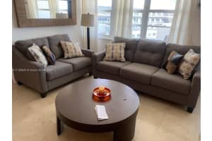 100 Lincoln Rd 1243, Miami Beach