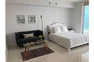 Brickell House, 1300 Brickell Bay Dr #2200, Miami, FL 33131, Sold 09/09/22