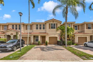 192 Riverwalk Cir #192, Sunrise, FL 33326, Sold 05/27/22