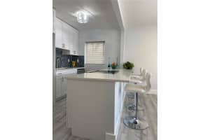 719 Euclid Ave APT 6, Miami Beach, FL 33139, Sold 06/07/22