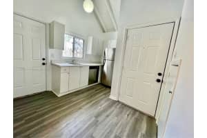 12315 Touchton Dr APT 93, Tampa, FL 33617, Sold 07/19/22