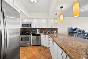 5701 Collins Ave APT 307, Miami Beach, FL 33140, Sold 01/12/24