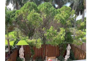 2302 NE 11th St #206, Hallandale Beach, FL 33009, Sold 07/18/22
