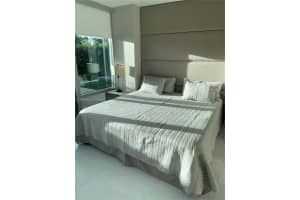 6620 Indian Creek Dr Apt 111, Miami Beach, FL 33141, Sold 06/06/22