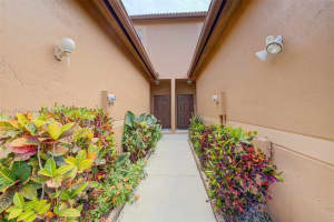 1466 Barcelona Way # 2-22, Weston, FL 33327, Sold 05/17/22