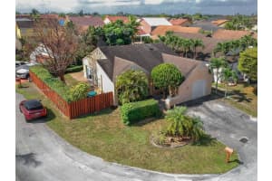 7944 NW 190th Terrace, Hialeah, FL 33015, Sold 05/12/22