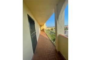 9455 W Flagler St APT C711, Miami, FL 33174, Sold 06/14/22