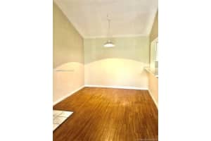 18880 NW 57th Ave APT 303, Hialeah, FL 33015, Sold 06/10/22